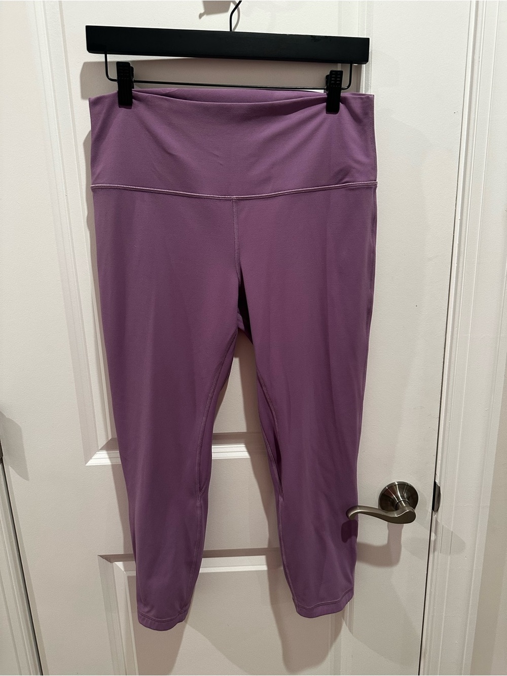 Lululemon Lavender High-Waist Active Capri Leggings Size 12